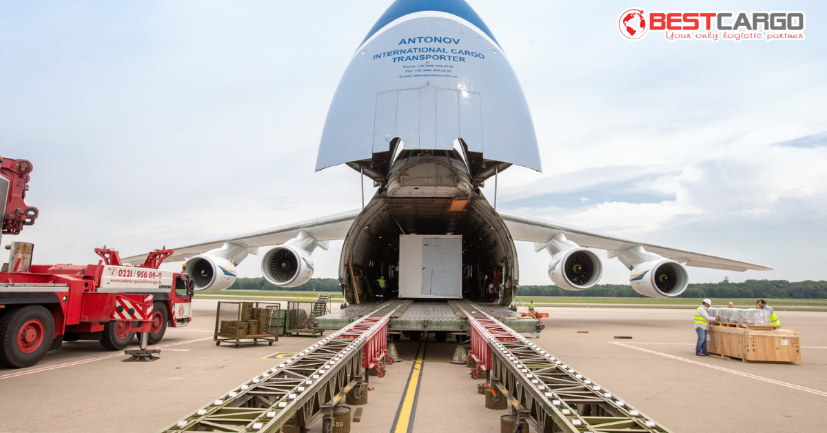 Phân Biệt Master Air Waybill (MAWB) và House Air Waybill (HAWB): Vai Trò Pháp Lý và Nghiệp Vụ