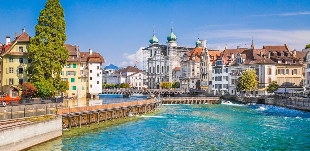 Shipping goods from Da Nang City to Lucerne (Switzerland) by air