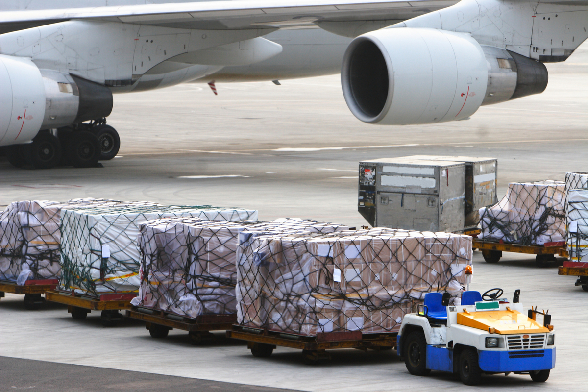 Công tác chuẩn bị vận chuyển hàng đi Ấn Độ