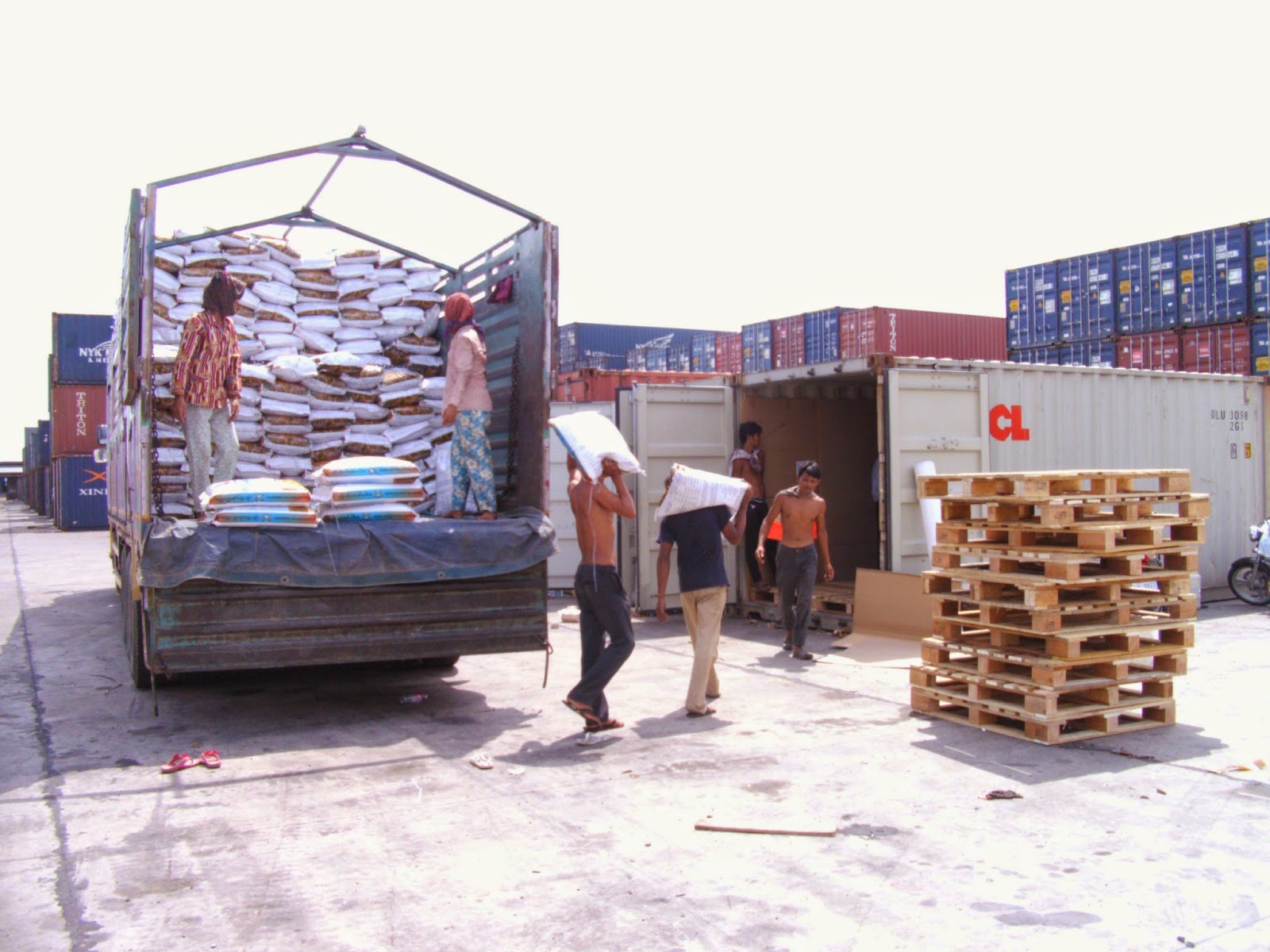 Bestcargo tổ chức vận chuyển hàng hóa đi các tỉnh thành của Lào