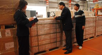 Thủ tục hải quan điện tử thanh khoản và kiểm tra hàng tồn kho đối với hàng hóa đưa vào, đưa ra doanh nghiệp chế xuất