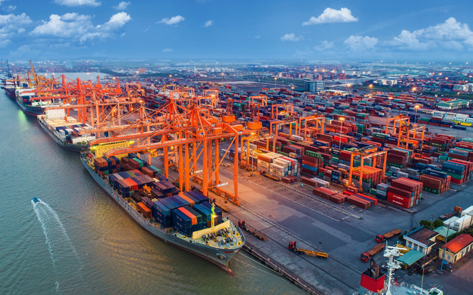 TEU là gì trong vận tải container đường biển?