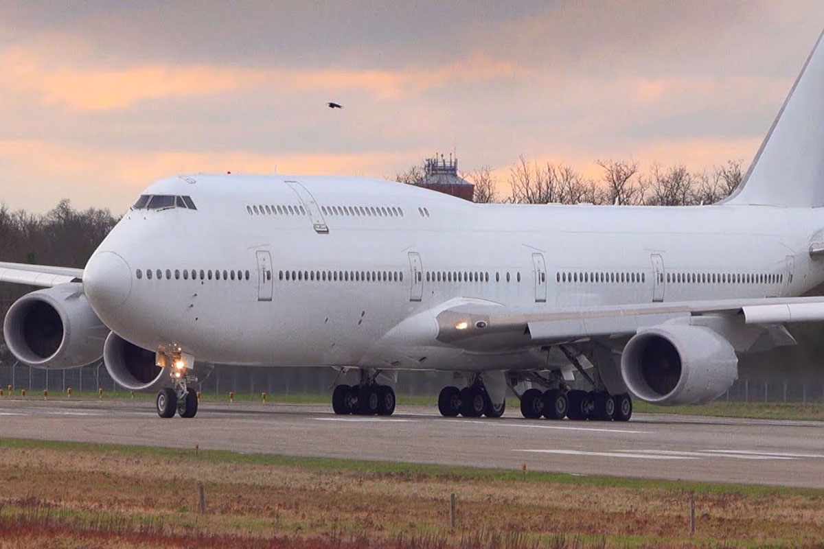 Boeing 747-8