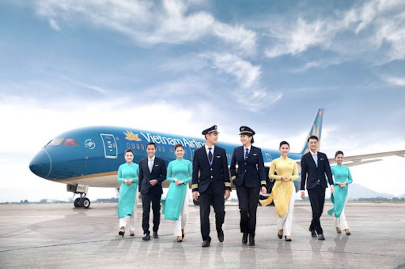 Vietnam Airlines tiếp tục được vinh danh “Hãng hàng không 5 sao xuất sắc”