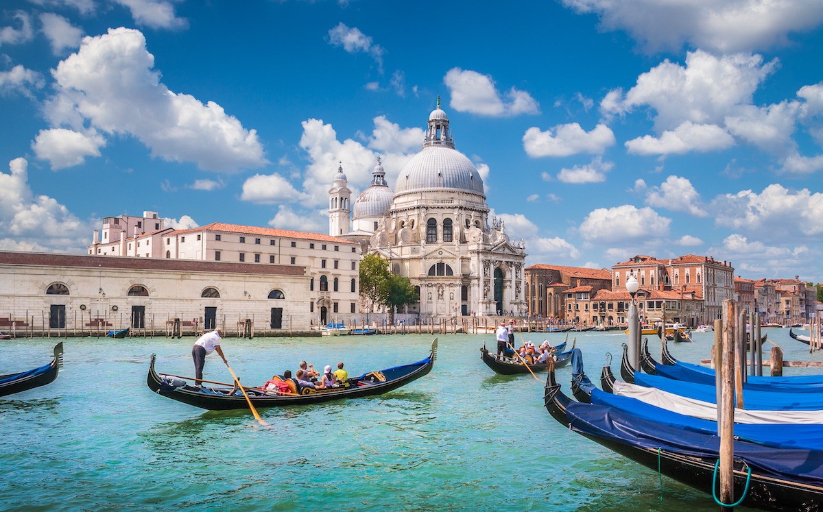 Dịch Vụ Booking Tải Hàng Không Đi Venice 