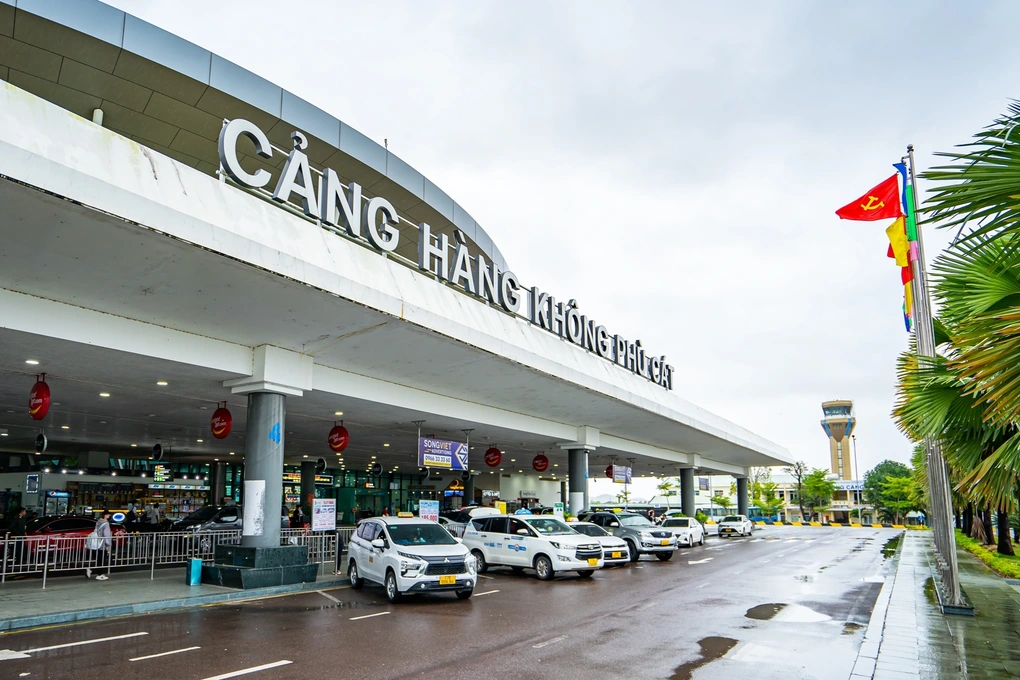 Bình Định quyết không để chậm đường băng chiến lược Phù Cát