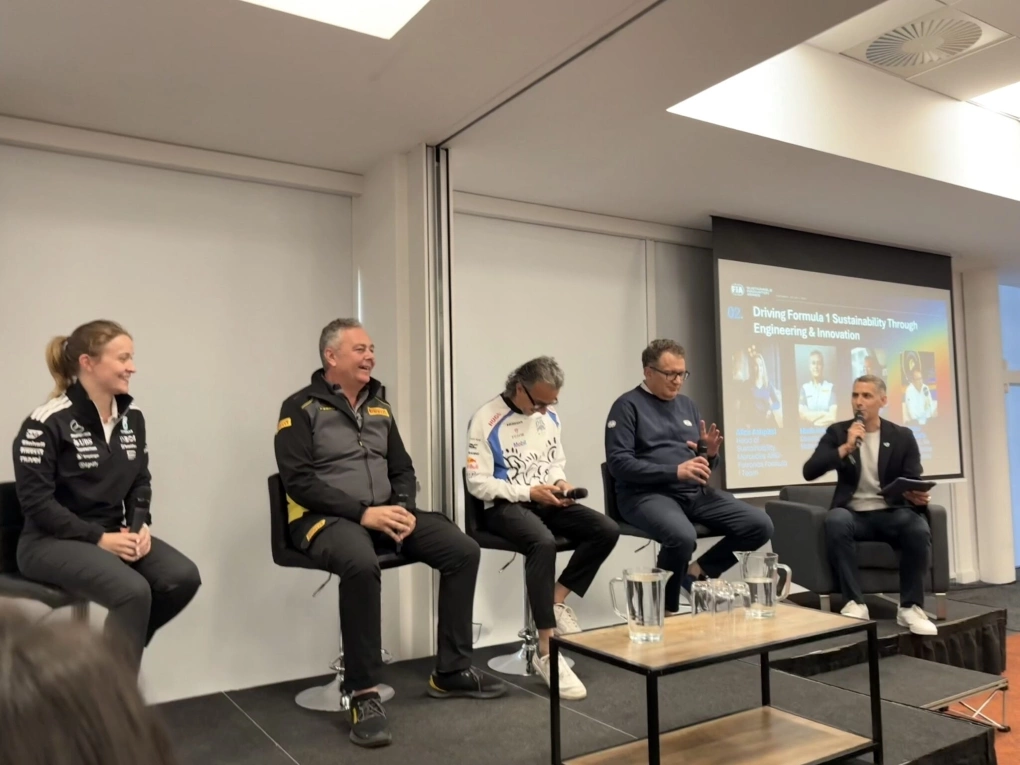 FIA Bắt Tay DHL Thúc Đẩy Logistics Thể Thao Xanh Toàn Cầu