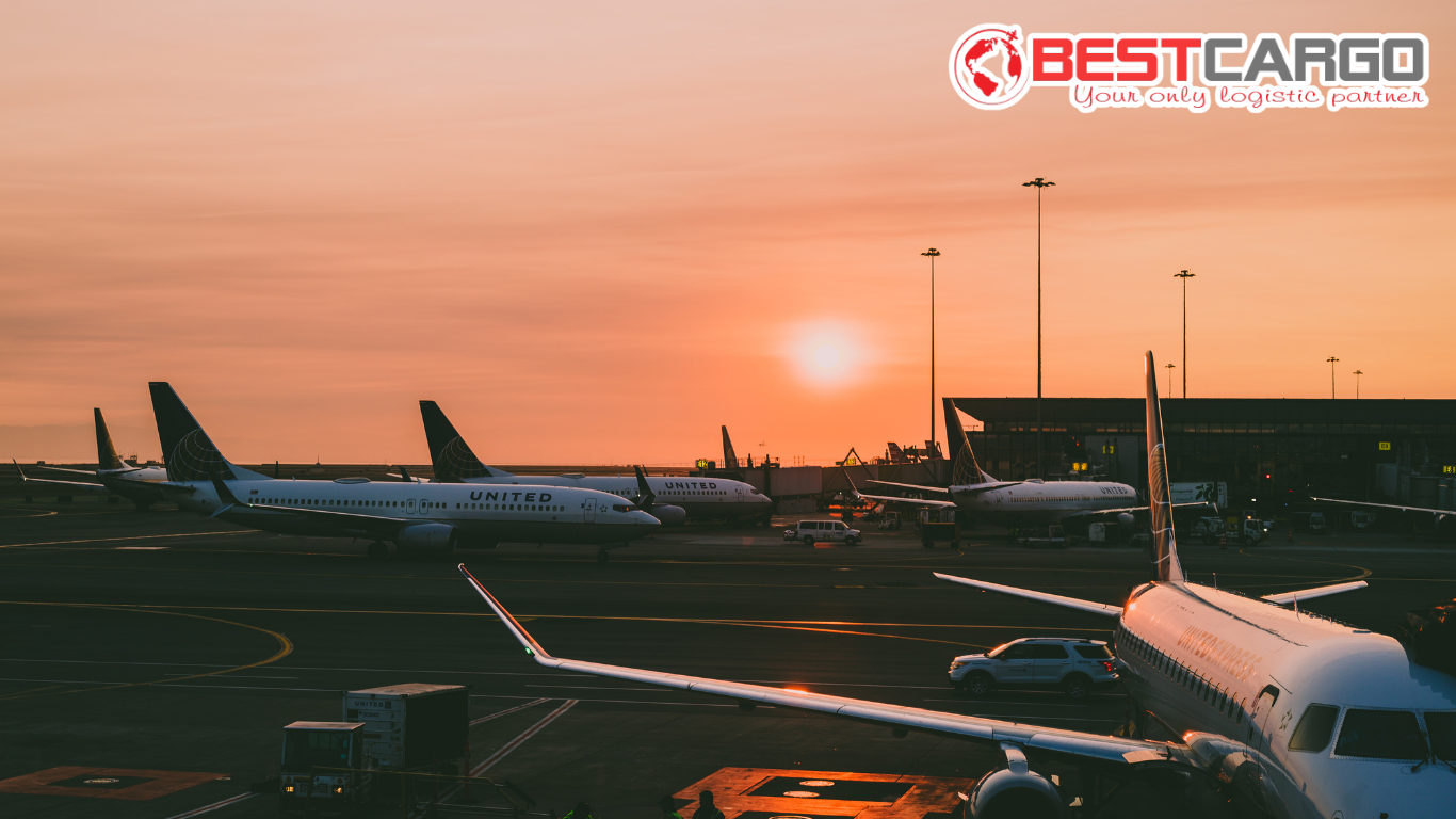 Express & Courier Cargo: Hàng chuyển phát nhanh trong vận tải hàng không