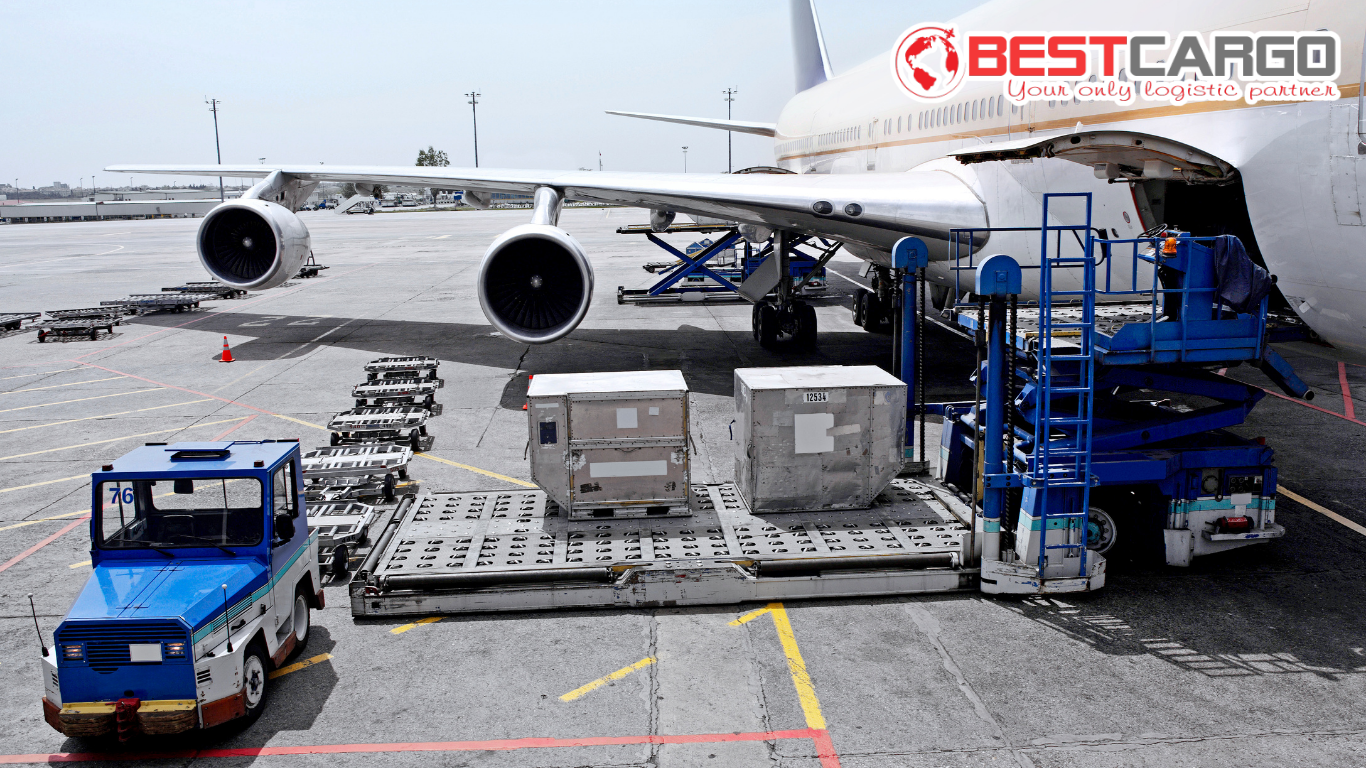 Express Cargo: Cuộc đua tốc độ trong vận tải hàng không hiện đại