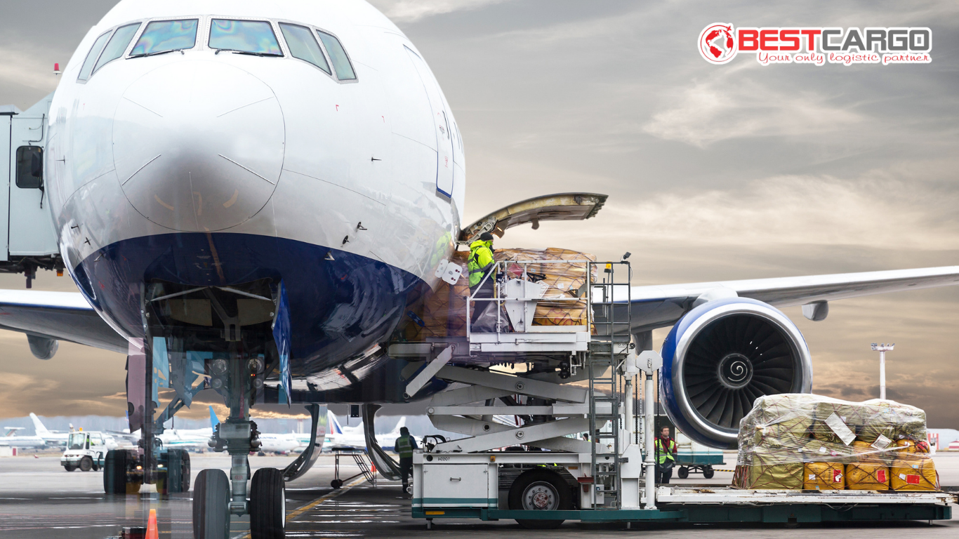 So Sánh Chi Phí Air Freight vs. Sea Freight: Khi Nào Air Đem Lại Lợi Ích Vượt Trội?