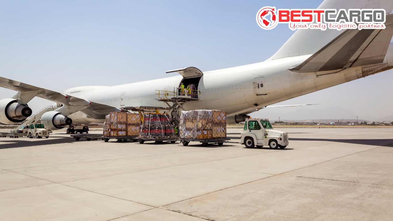 Sustainability in Air Cargo: Phát triển bền vững trong vận tải hàng không