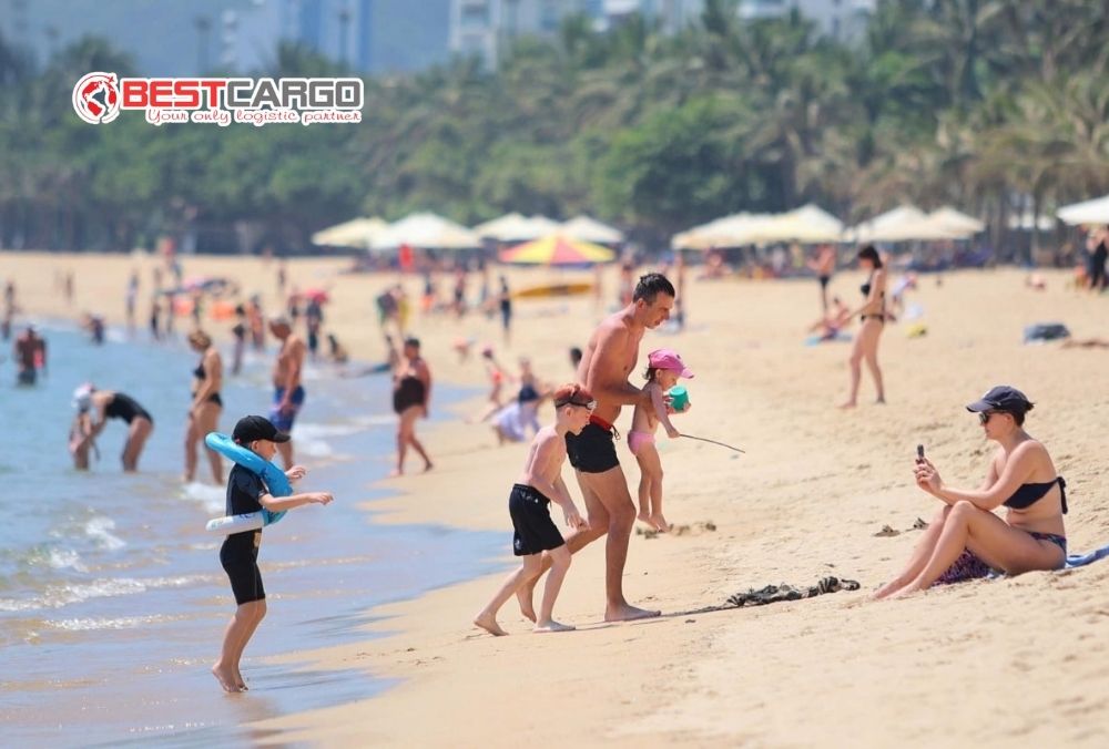 Hàng không tăng tốc khai thác trước xu hướng gia tăng khách du lịch Nga