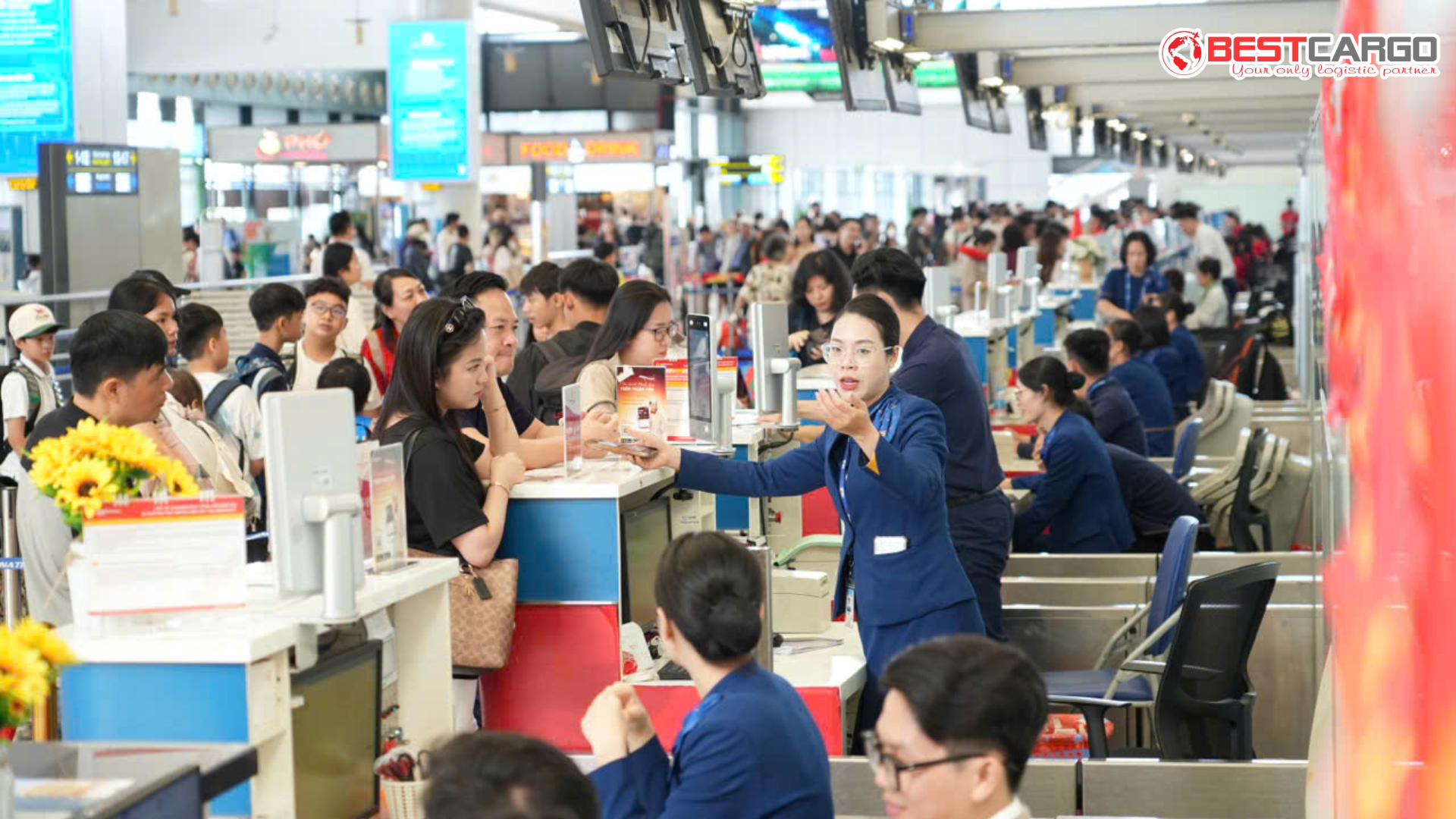Hàng không Việt Nam: Bất ngờ tỉ lệ đúng giờ dịp cao điểm 30/4